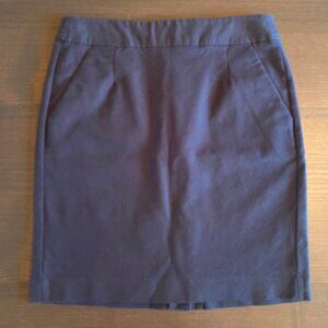 Banana Republic Navy Pencil Skirt w/ Pockets - Size: 8